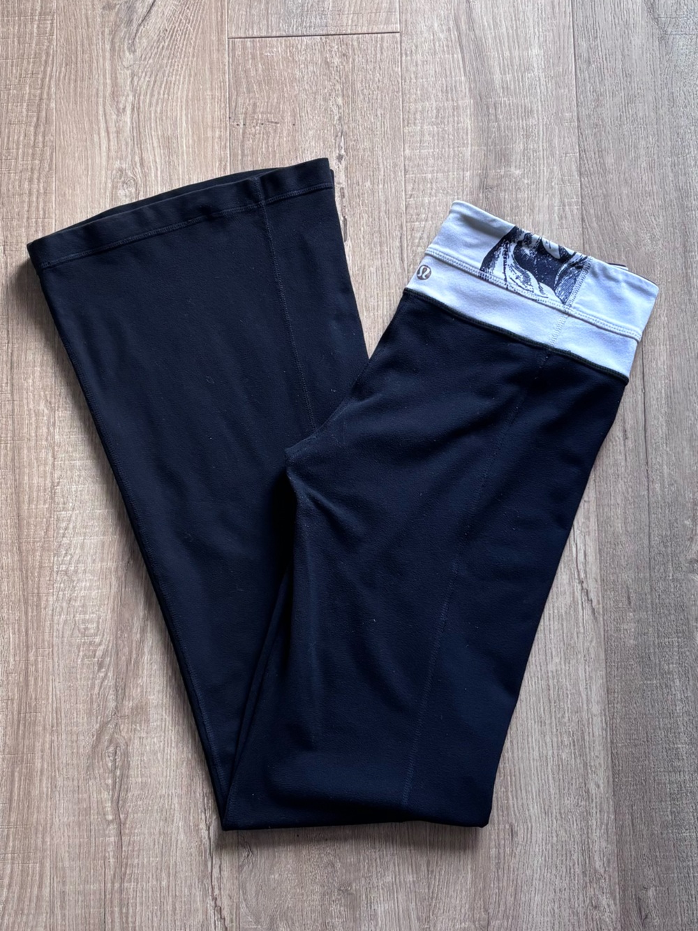 Lululemon Groove Flare Yoga Pant 31.5”  W/ Pattern Waistband - Read Description!